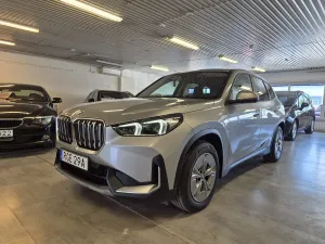 BMW iX1 2023