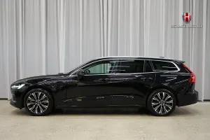 Volvo V60 2024