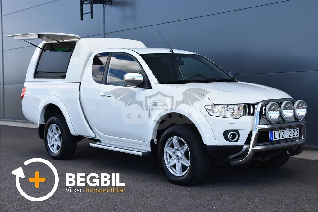 Mitsubishi L200 2011