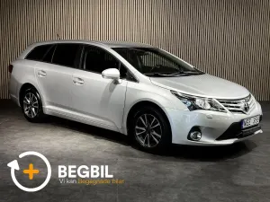 Toyota Avensis 2012