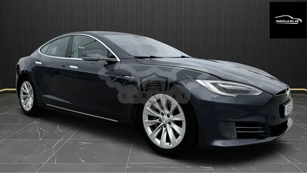 Tesla Model S 2016