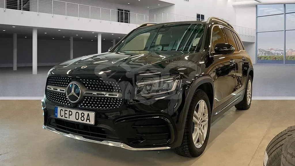 Mercedes-Benz GLB 2025