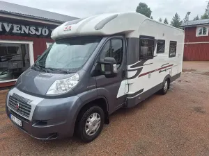 Adria coral s670 slt långbäddar 2,3 multijet 2013