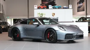 Porsche 911 2025