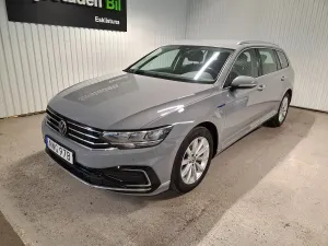 Volkswagen Passat 2023
