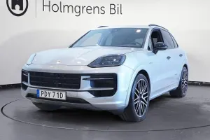 Porsche Cayenne 2025