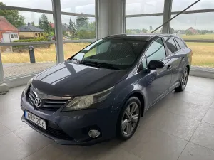 Toyota Avensis 2015