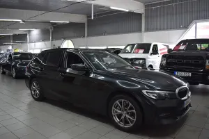 BMW 3 Series 330 2021