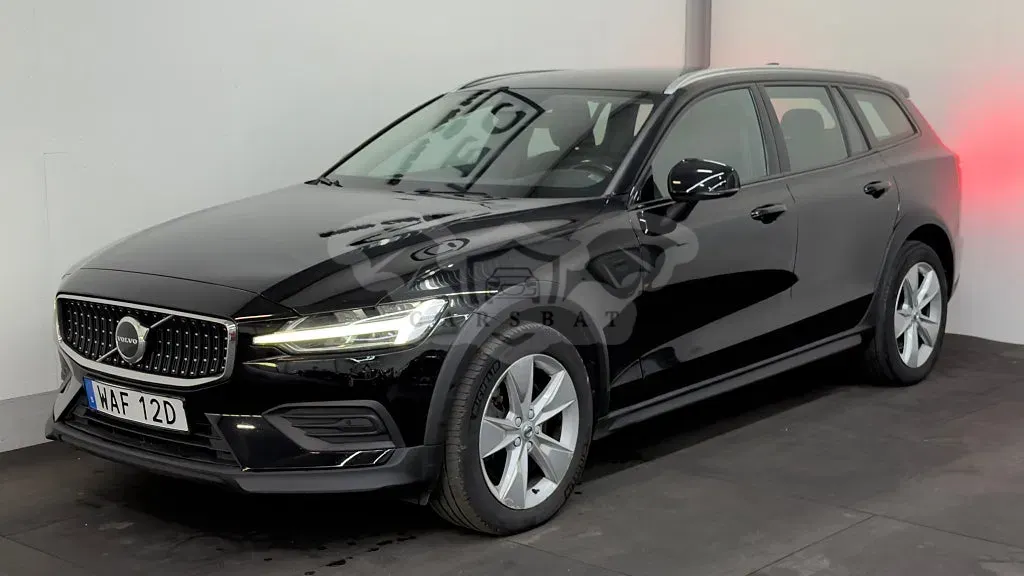 Volvo V60 2023