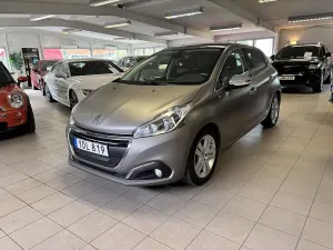 Peugeot 208 2016