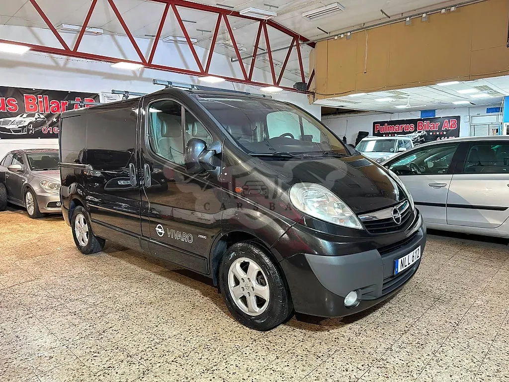 Opel Vivaro 2012