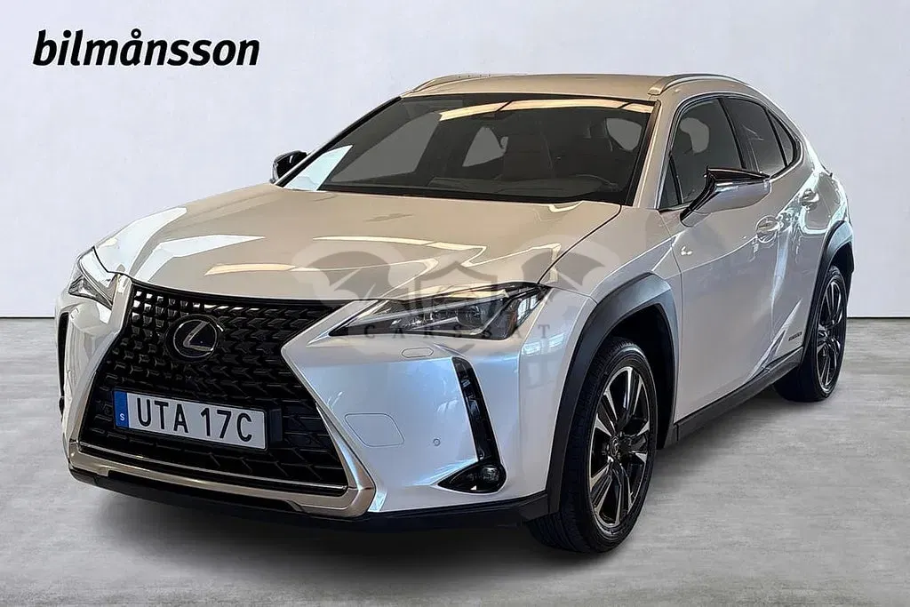 Lexus UX 2022