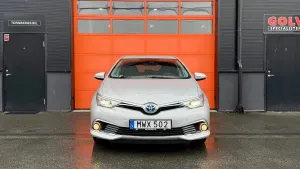 Toyota Auris 2015