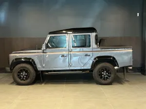 Land Rover Defender 2015