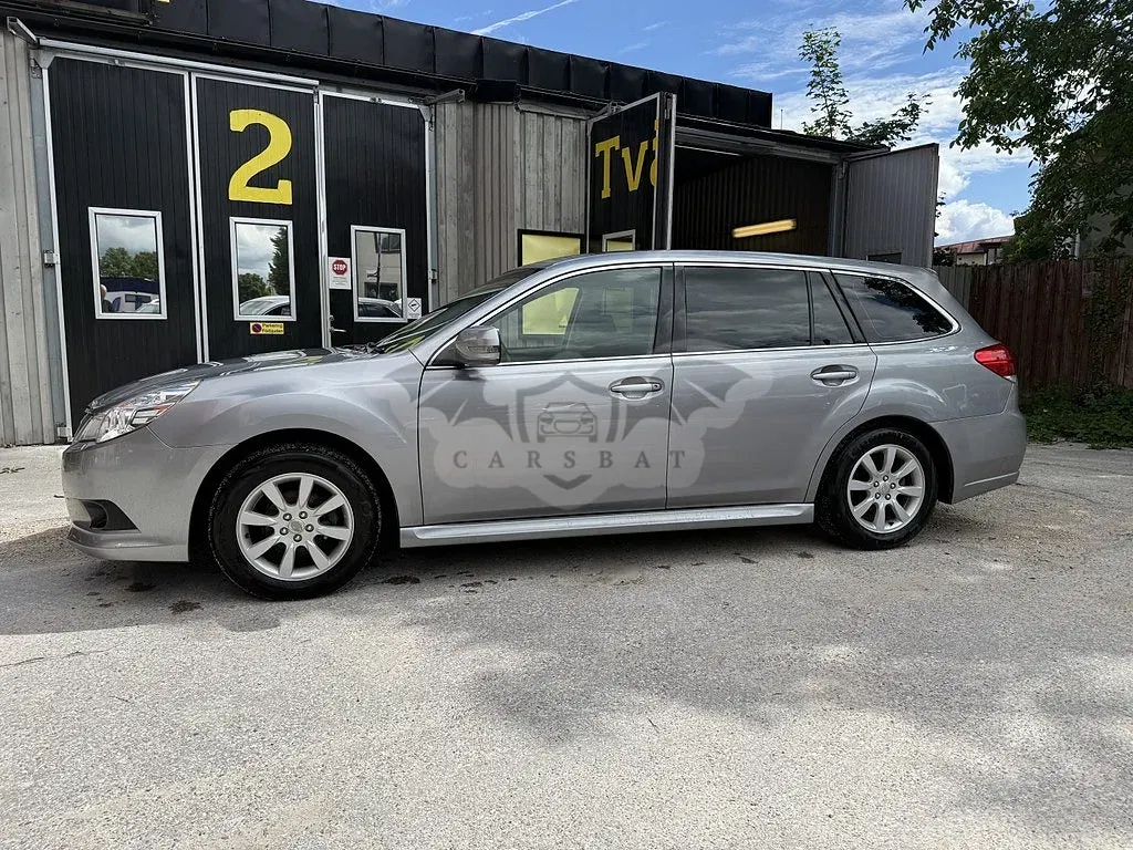 Subaru Legacy 2011