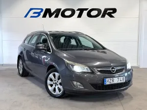Opel Astra 2012