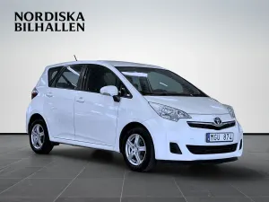 Toyota Verso-S 2012