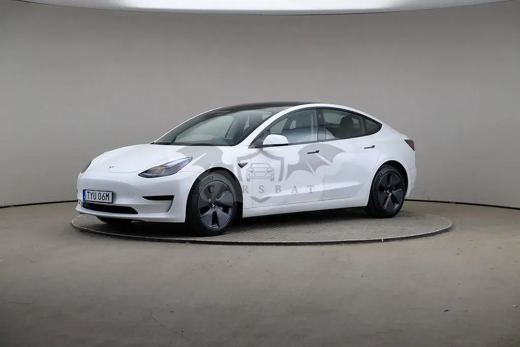 Tesla Model 3 2021