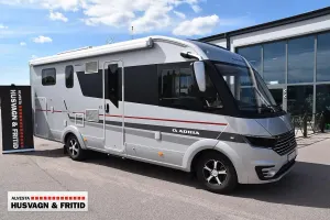 Adria sonic supreme i 710sl bra skick ! 2017