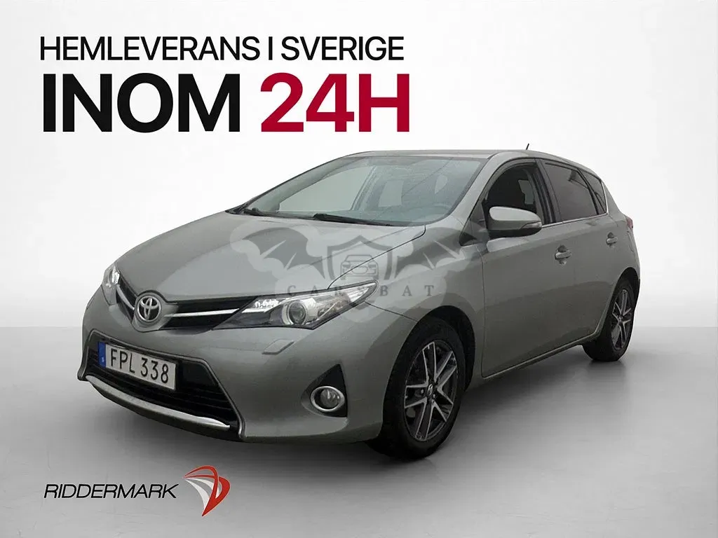 Toyota Auris 2015