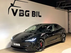 Tesla Model 3 2024