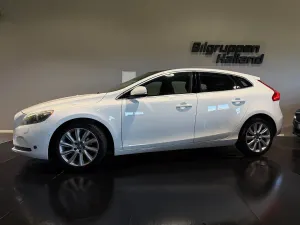 Volvo V40 2013