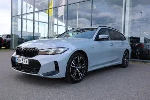 BMW 3 Series 330e 2024