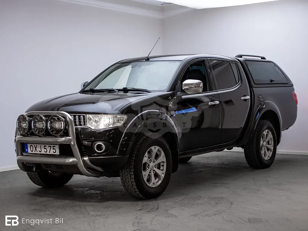 Mitsubishi L200 2011