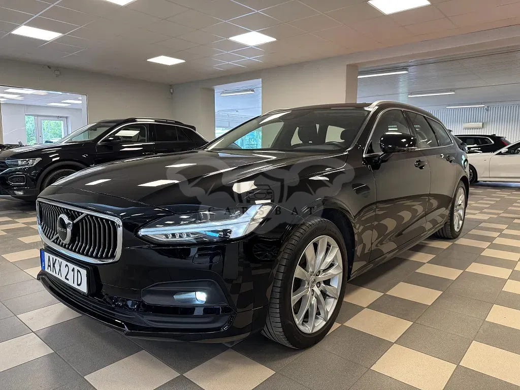 Volvo V90 2021
