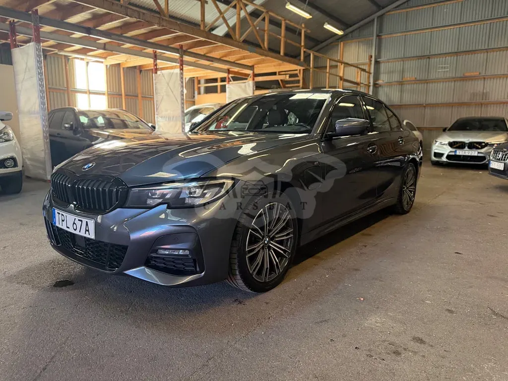 BMW 3 Series 330e 2020
