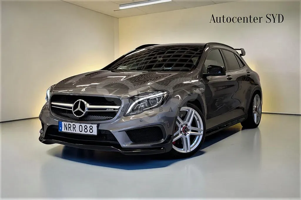 Mercedes-Benz GLA 2015