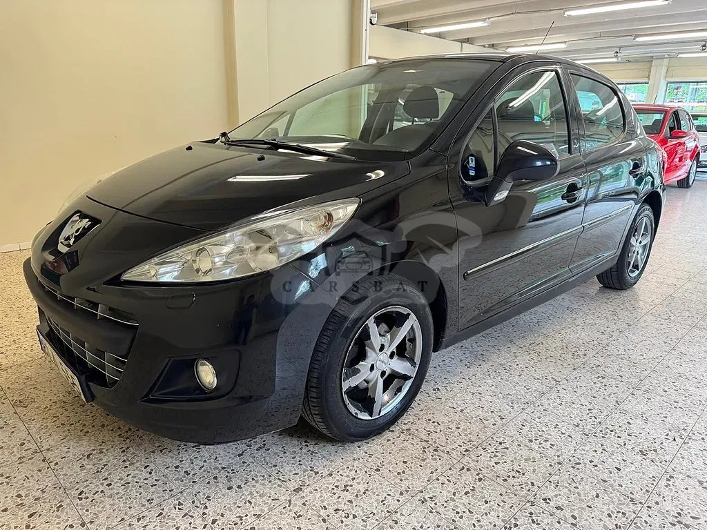 Peugeot 207 2011