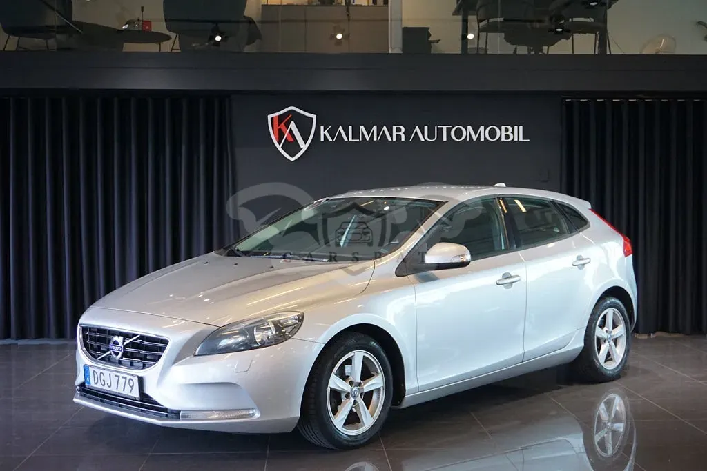 Volvo V40 2014