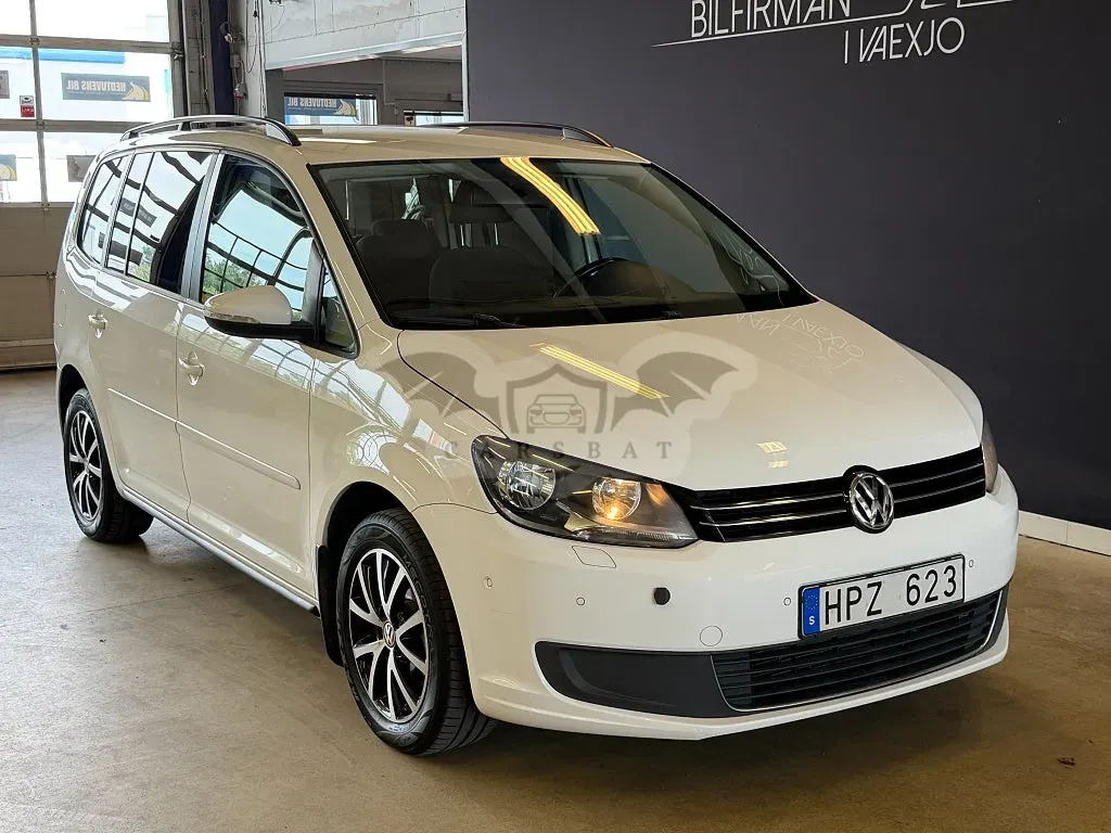 Volkswagen Touran 2011