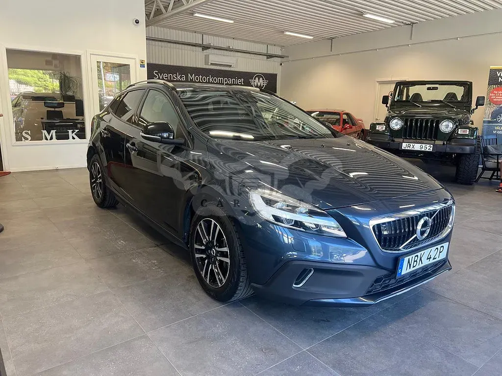 Volvo V40 2019