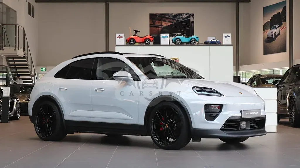 Porsche Macan 2025