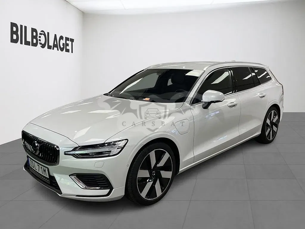 Volvo V60 2025
