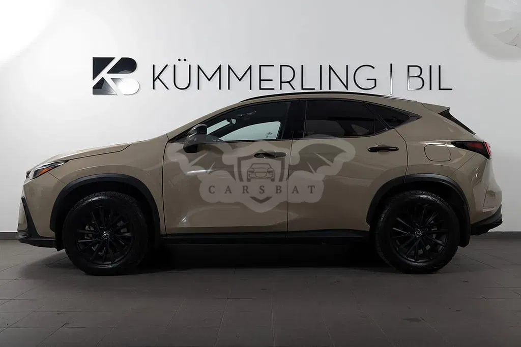 Lexus NX 2025