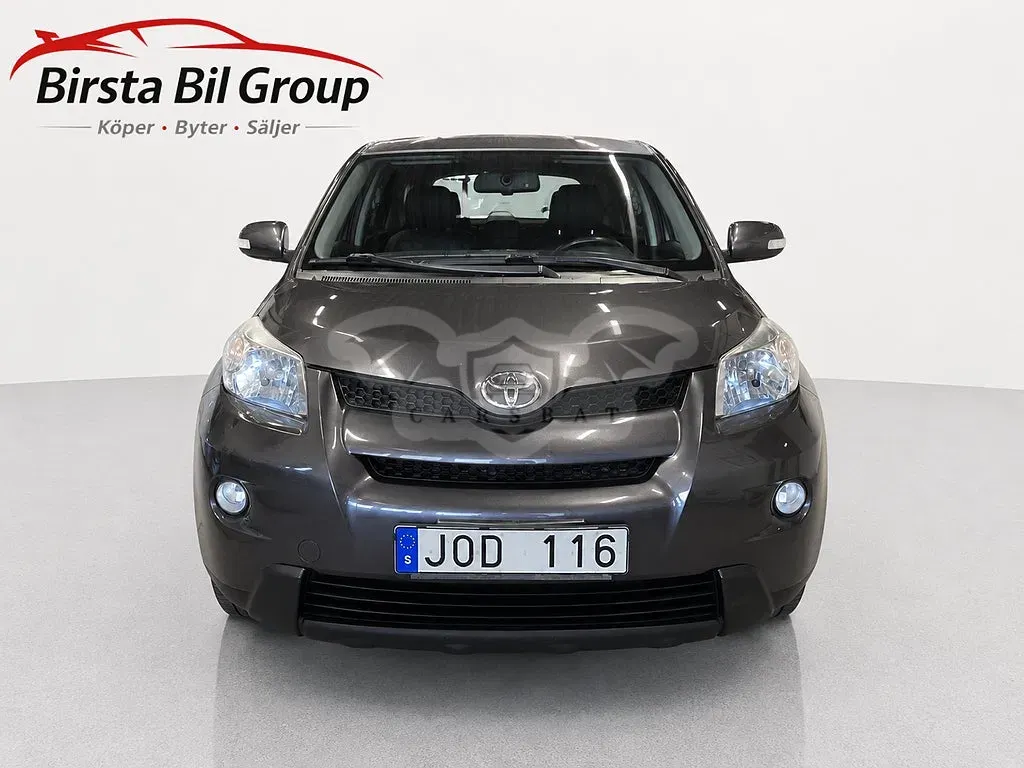 Toyota Urban Cruiser 2011