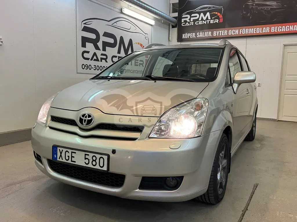 Toyota Corolla Verso 2005