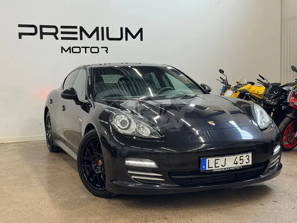 Porsche Panamera 2011