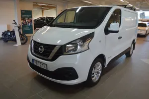Nissan NV300 2017
