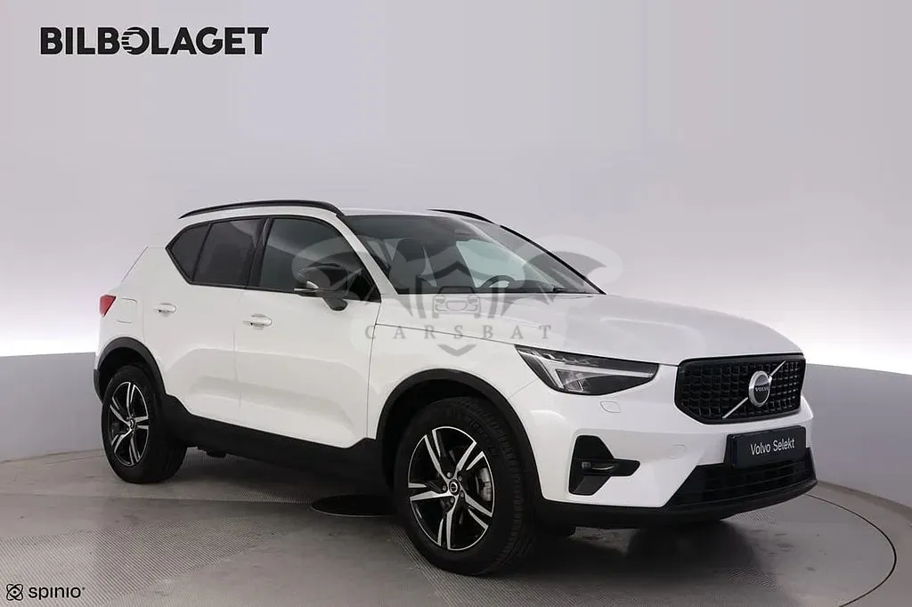 Volvo XC40 2025
