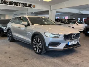 Volvo V60 2024