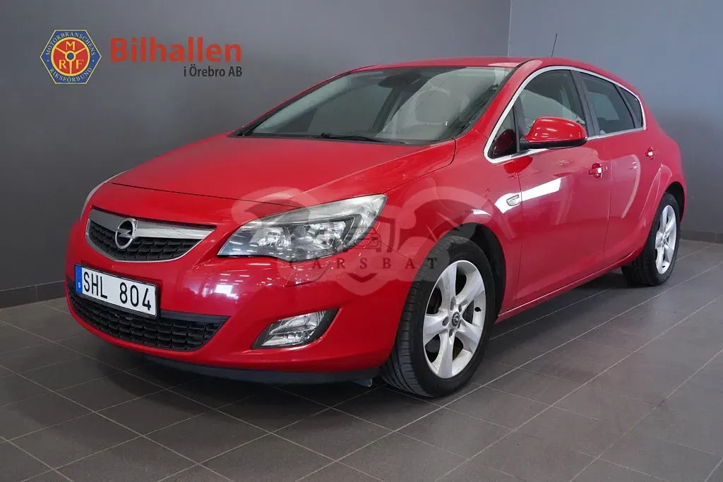 Opel Astra 2012