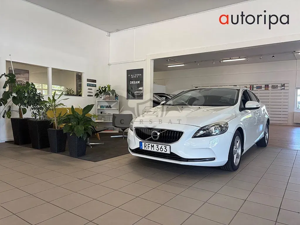 Volvo V40 2017