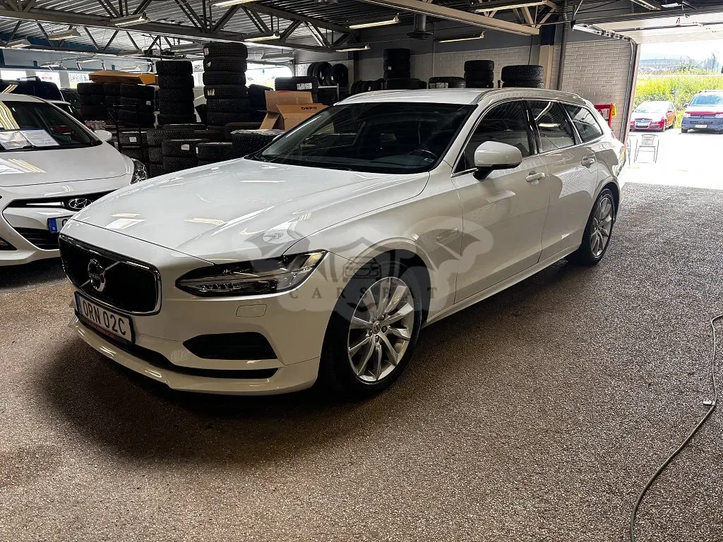 Volvo V90 2020