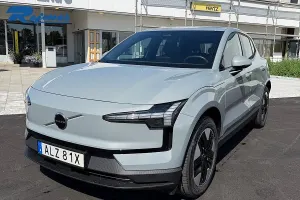 Volvo EX30 2024