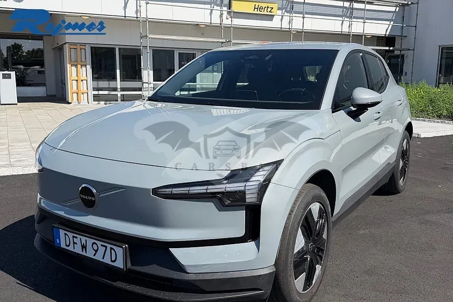 Volvo EX30 2024