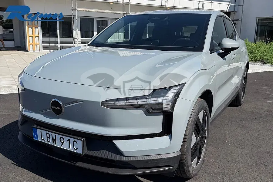 Volvo EX30 2024